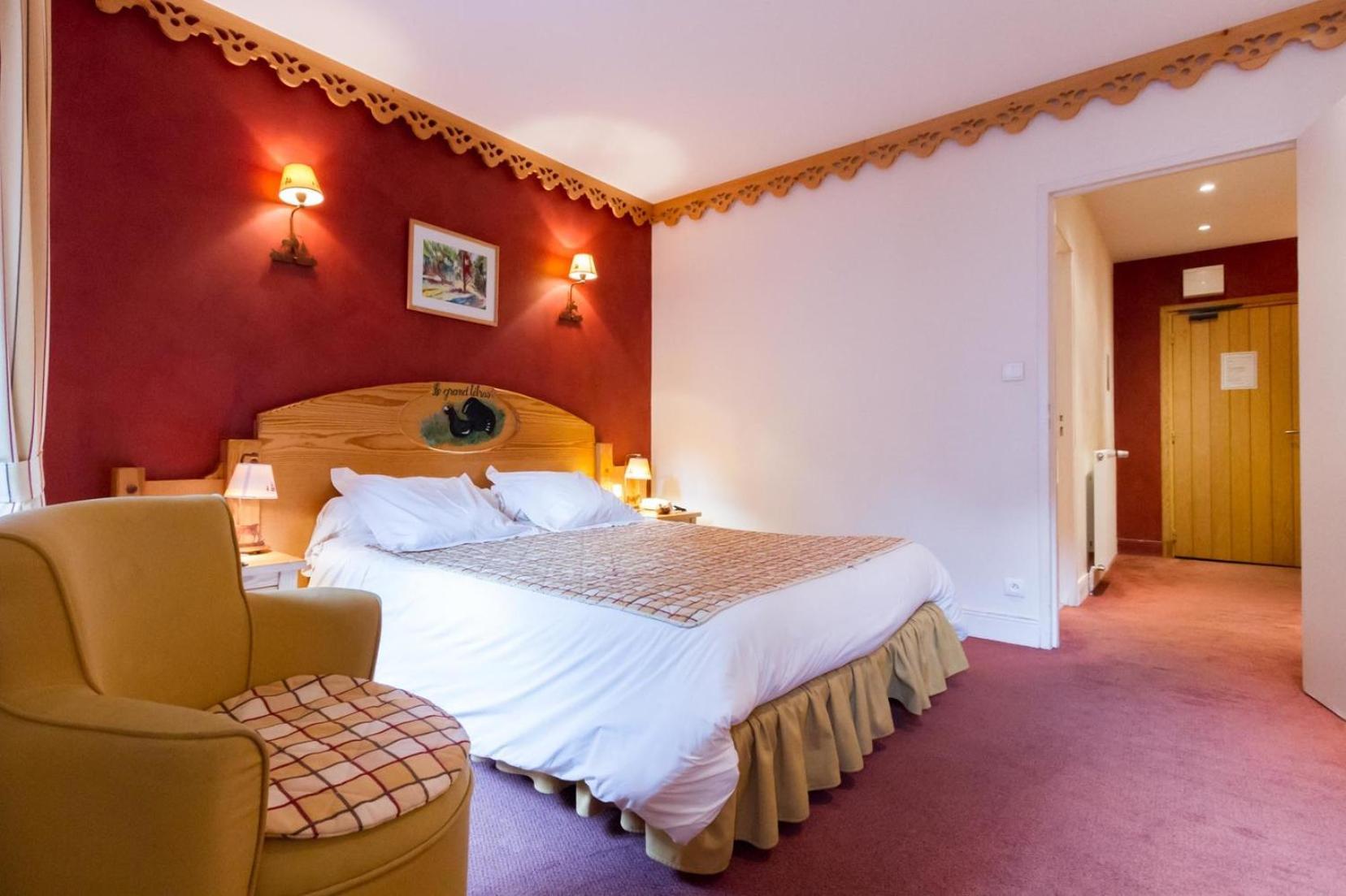 Hotel Le Bois Joli Cauterets Ngoại thất bức ảnh