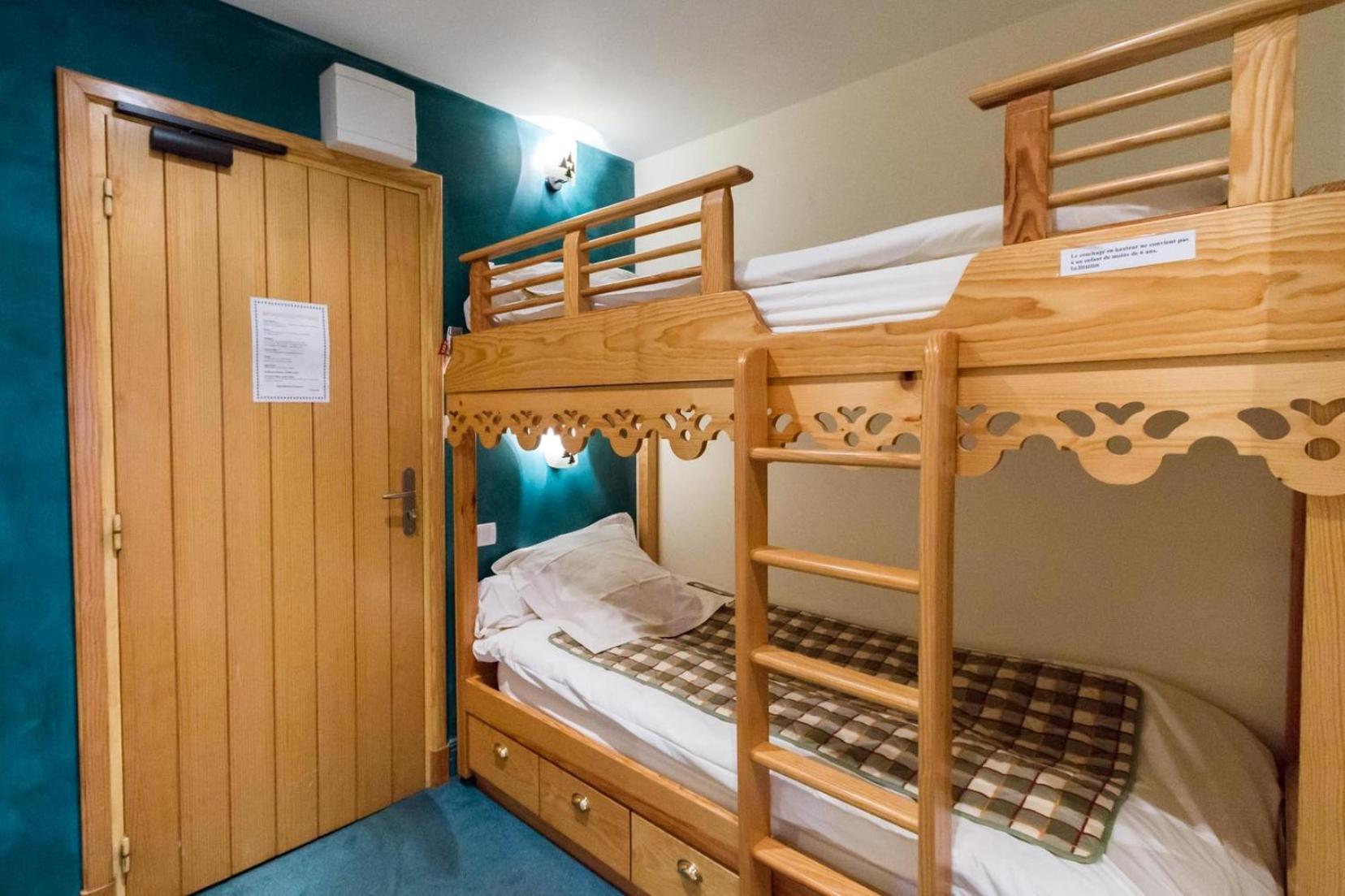Hotel Le Bois Joli Cauterets Ngoại thất bức ảnh