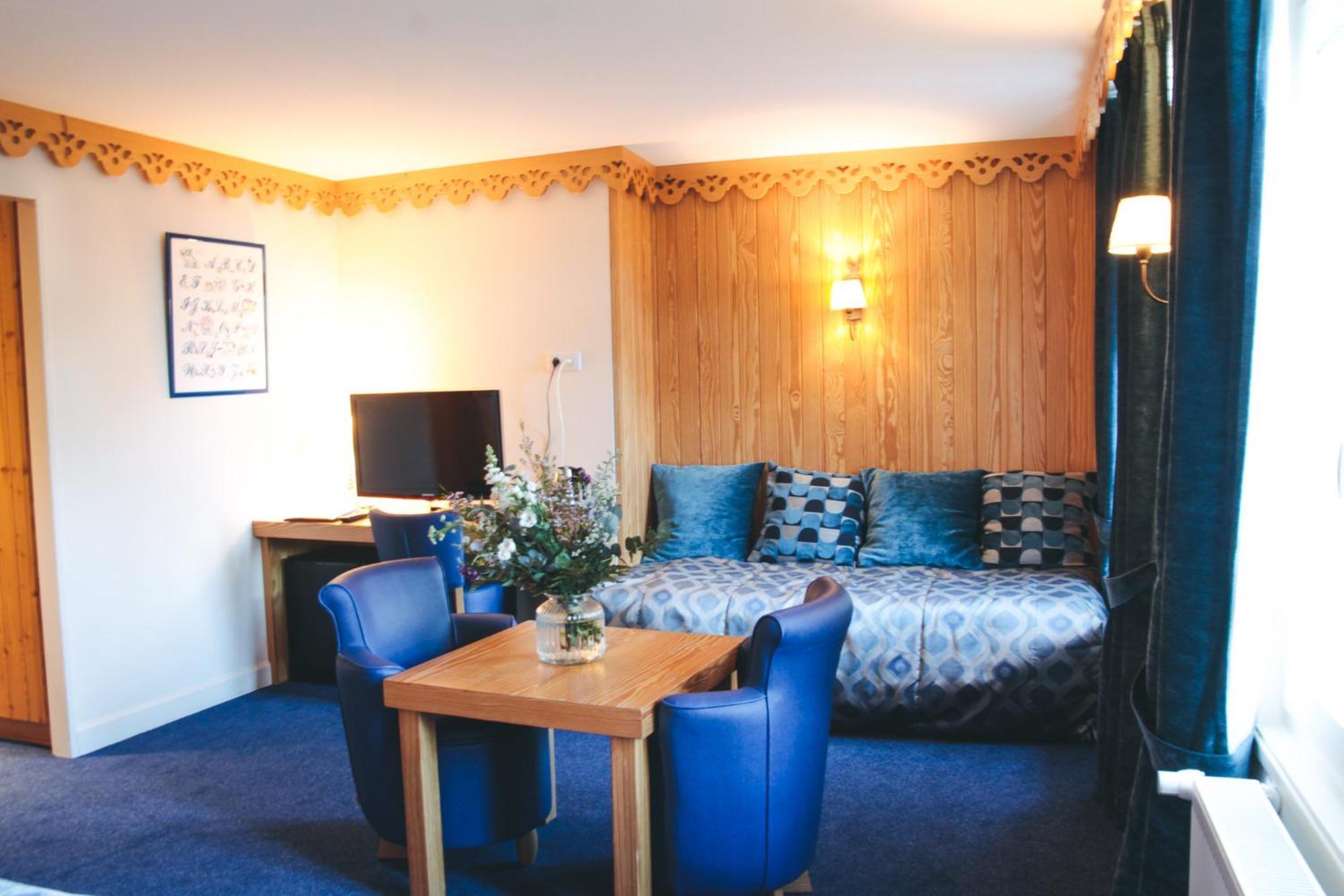 Hotel Le Bois Joli Cauterets Ngoại thất bức ảnh