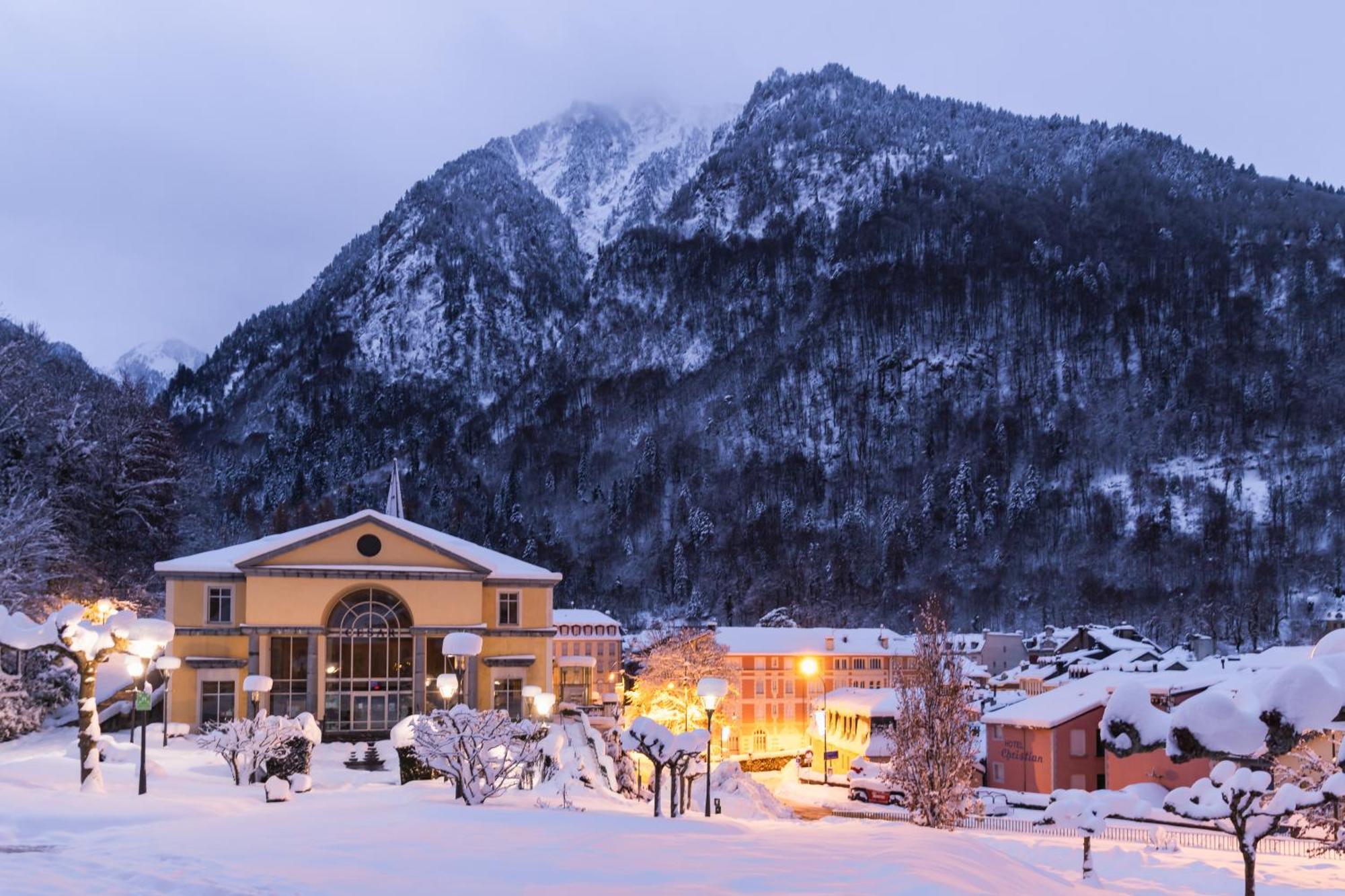Hotel Le Bois Joli Cauterets Ngoại thất bức ảnh