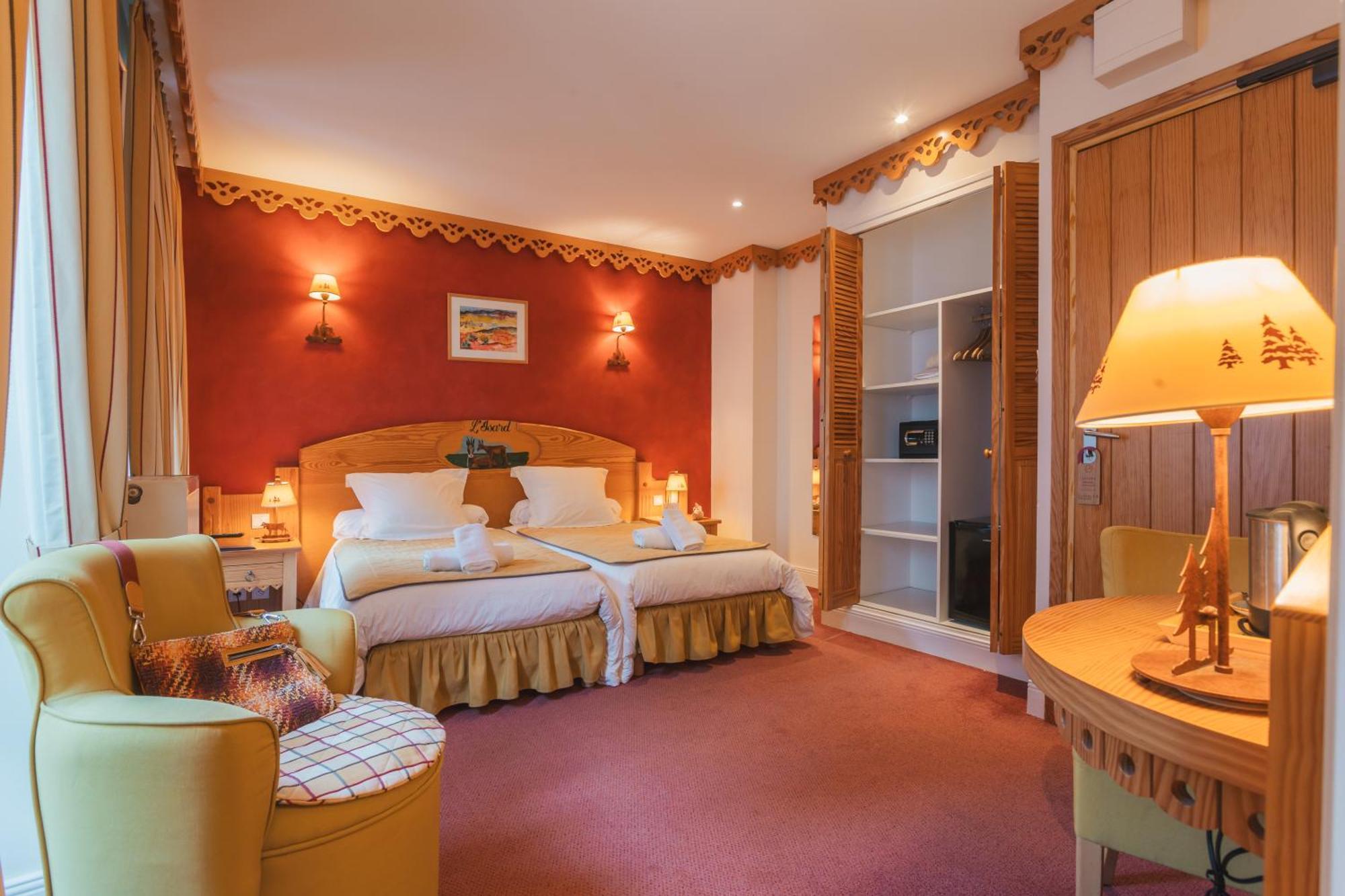 Hotel Le Bois Joli Cauterets Ngoại thất bức ảnh