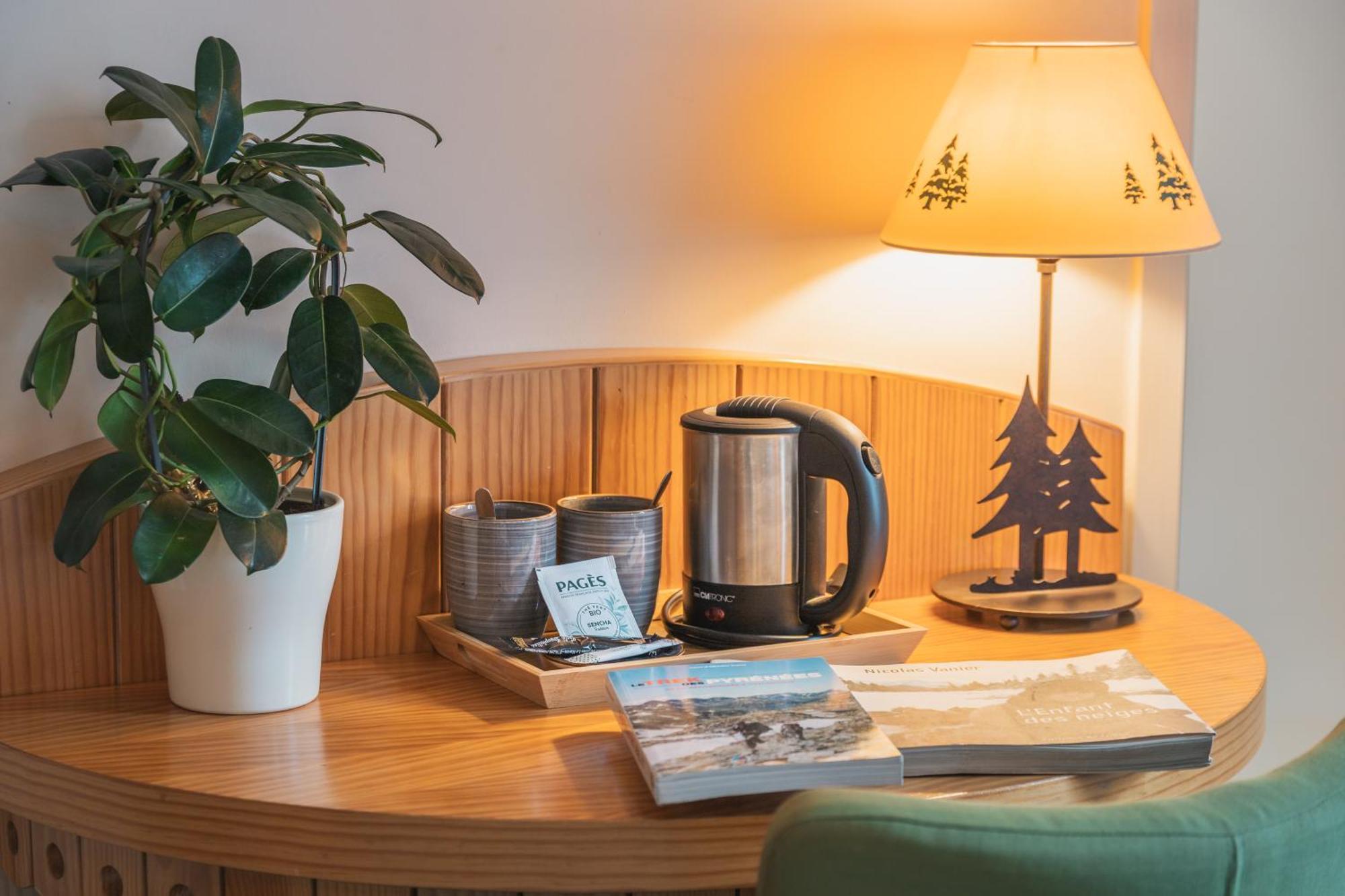 Hotel Le Bois Joli Cauterets Ngoại thất bức ảnh